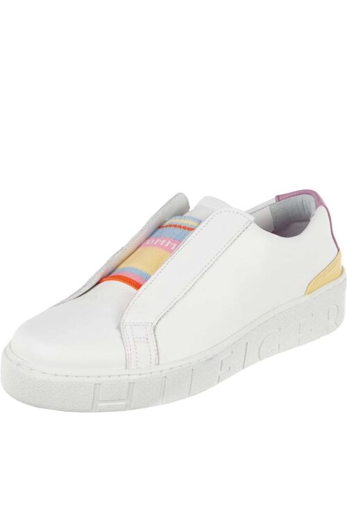 Slip on plimsolls in black canvas