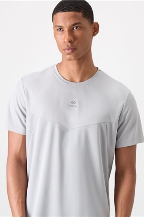 88391 Polyester Breathable Textured Thin Flexible Standard Fit Men’s Performance T-Shirt