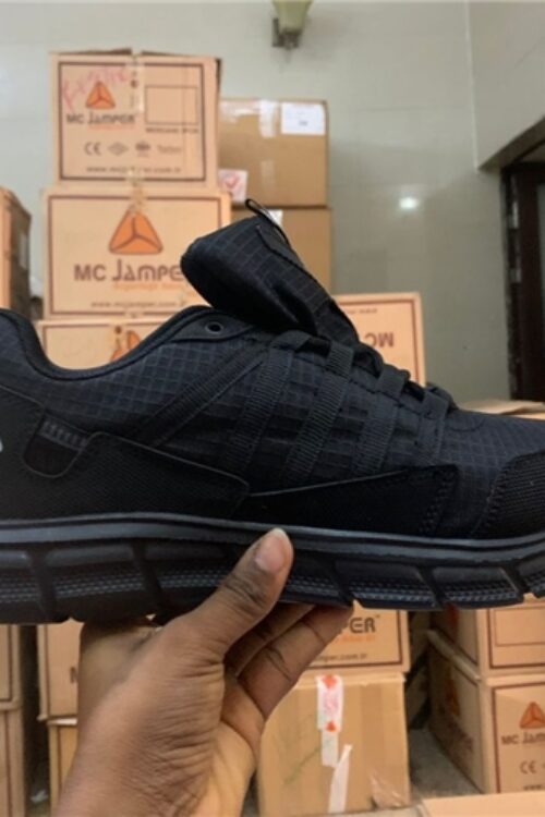 2220 Mc Jumper Men Sneakers