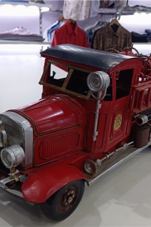 JLF1255-R Red Truck